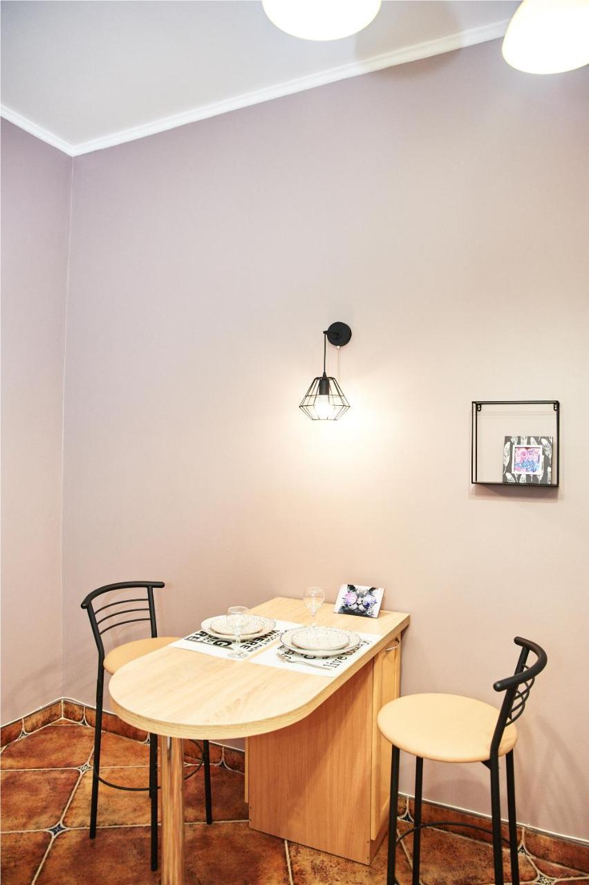Designer Apartment In The Center Lviv Dış mekan fotoğraf