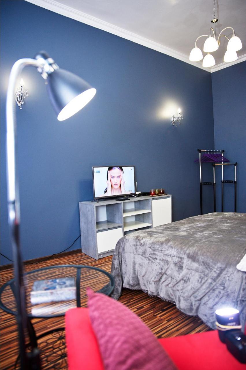 Designer Apartment In The Center Lviv Dış mekan fotoğraf