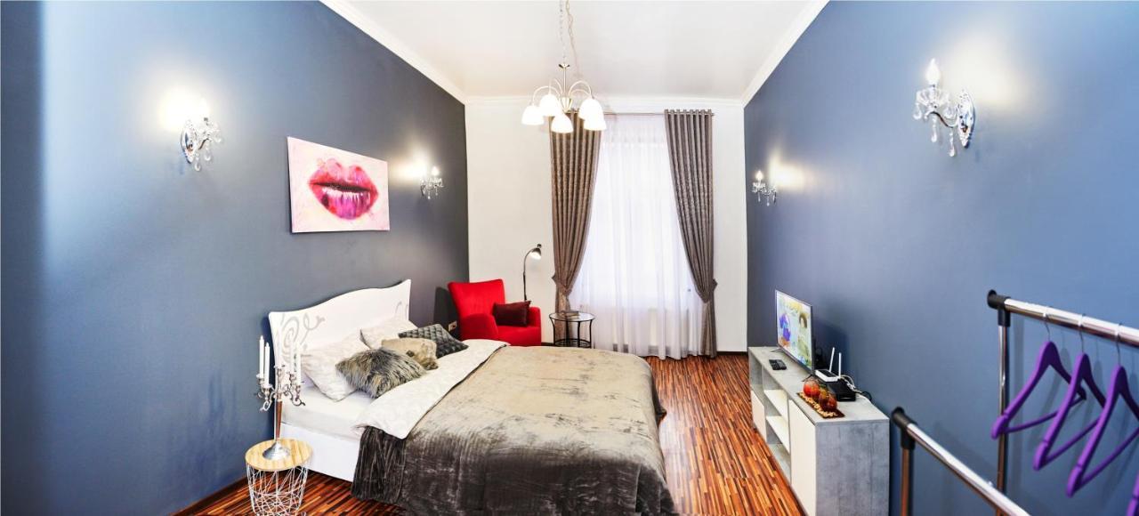 Designer Apartment In The Center Lviv Dış mekan fotoğraf